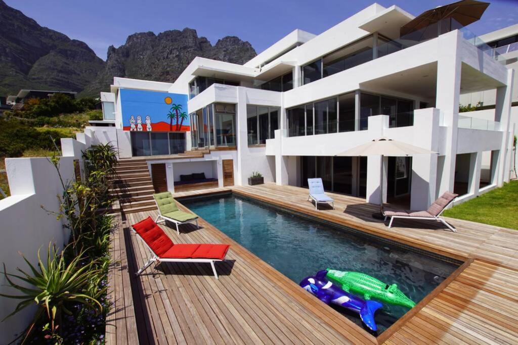 The Baules Camps Bay, Spectacular Luxury