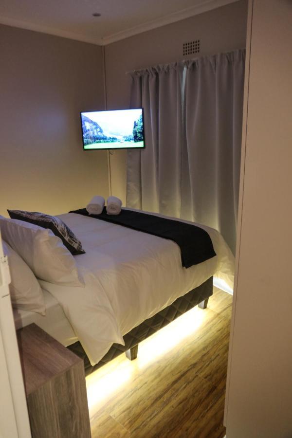 Sardonyx Guest house Cape Town