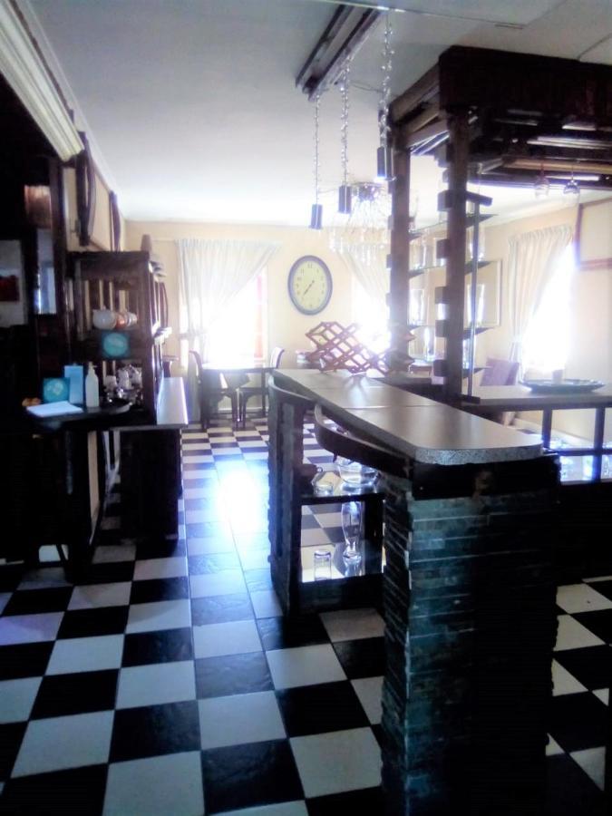 Guest house Bread And Barrel Bellville 4*