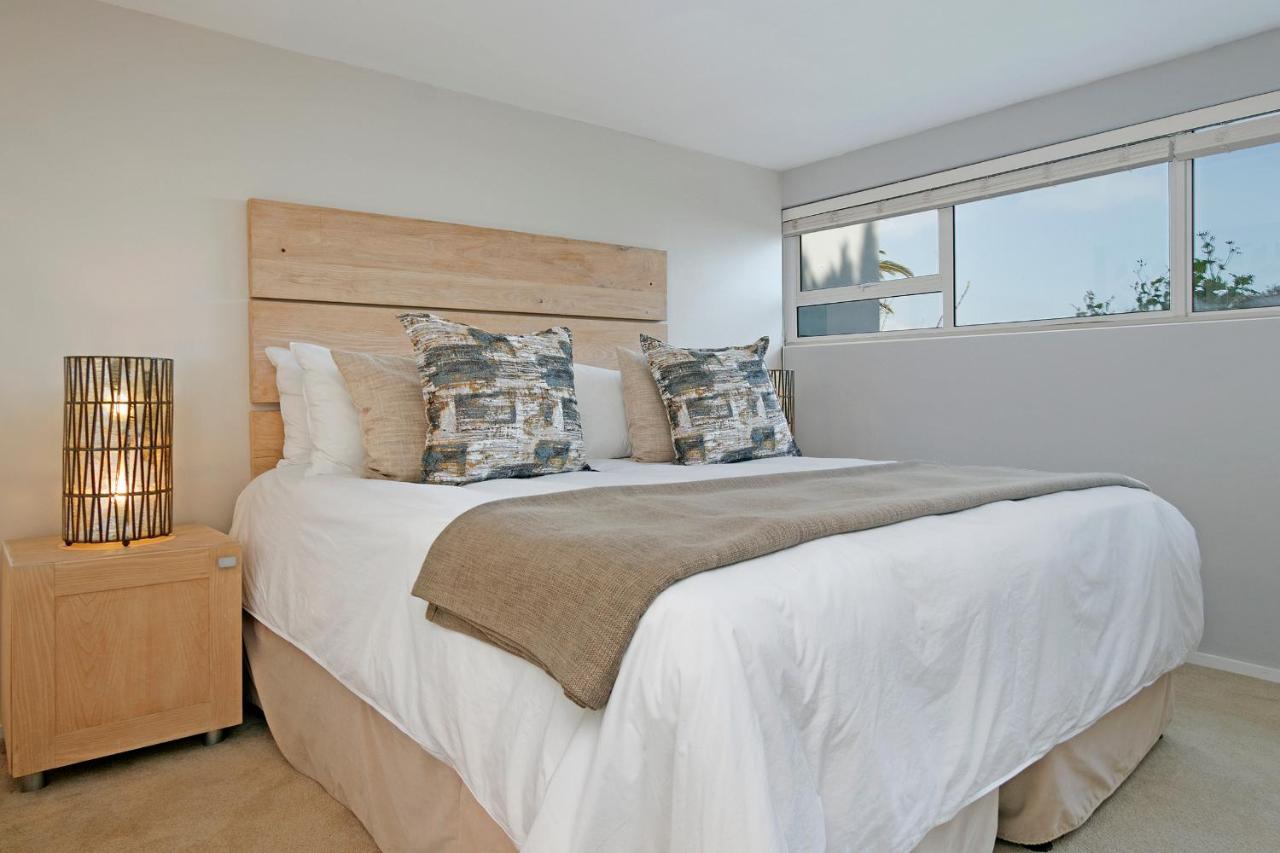Villa Sunset Bay Camps Bay - With Pool & Sea Views *