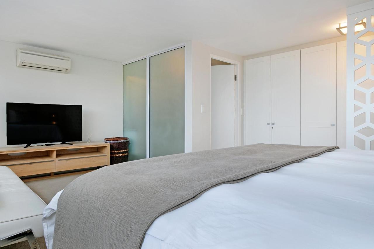 Sunset Bay Camps Bay - With Pool & Sea Views Cape Town