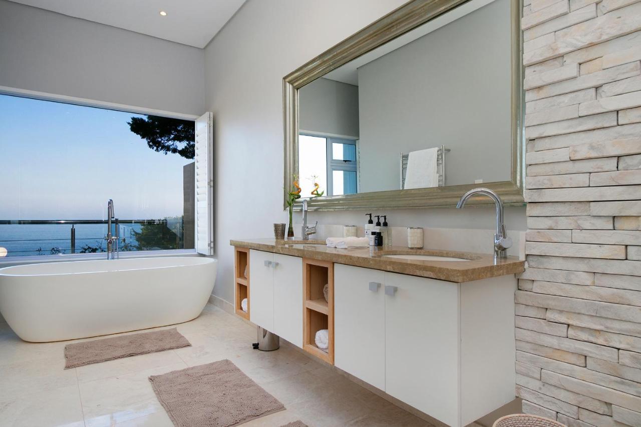 Sunset Bay Camps Bay - With Pool & Sea Views