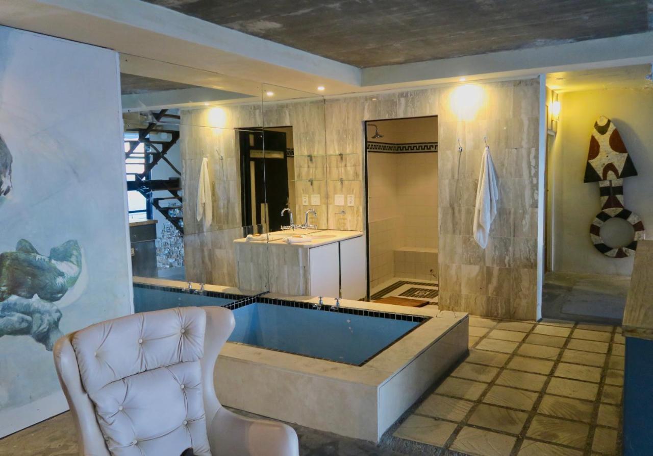 Homestay Le 12 Artist Loft The Pool Mezzanine