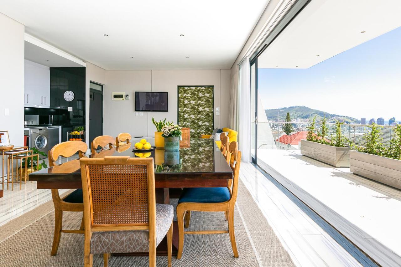 Cambridge -#1 Spectacular Balcony * Cape Town