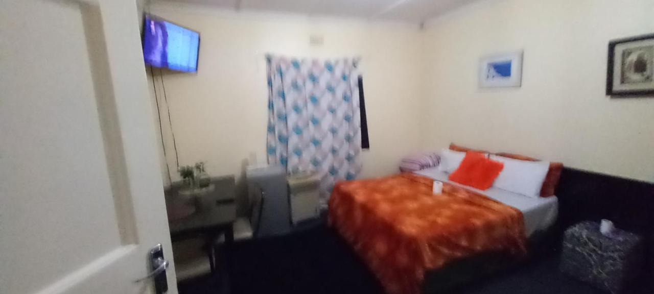 Neo&ruks Self Catering Services Cidade Do Cabo