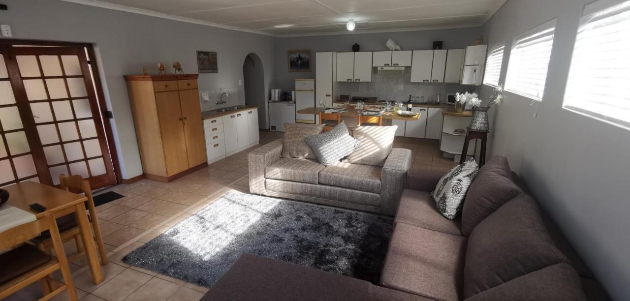 Guest house Joy's Place Cape Town
