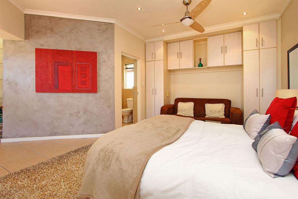 Apartment Atlantic Pearl Cape Town