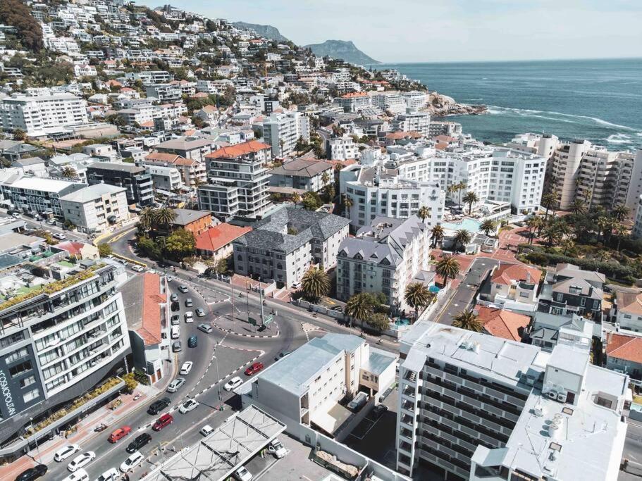 Apartment Cozy One-bedroom In The Heart Of Sea Point