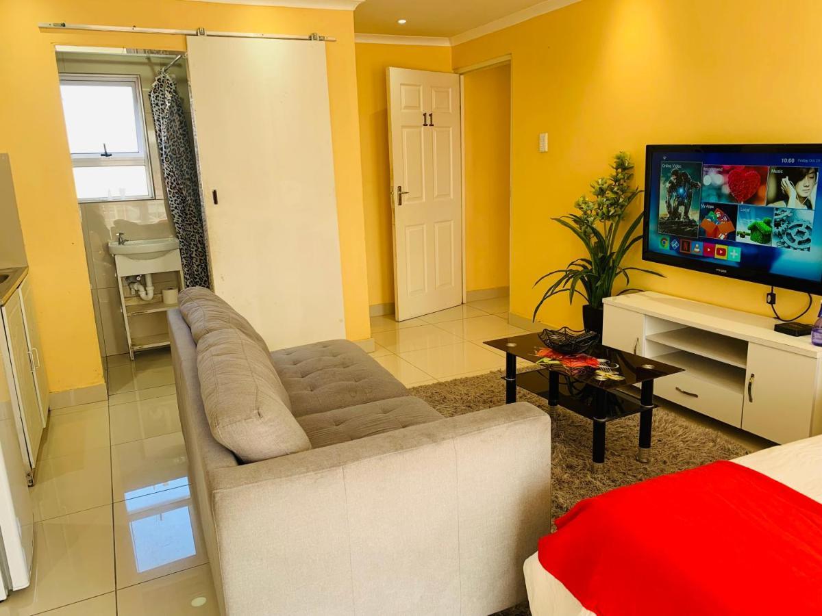 7 On Bakers Guest house