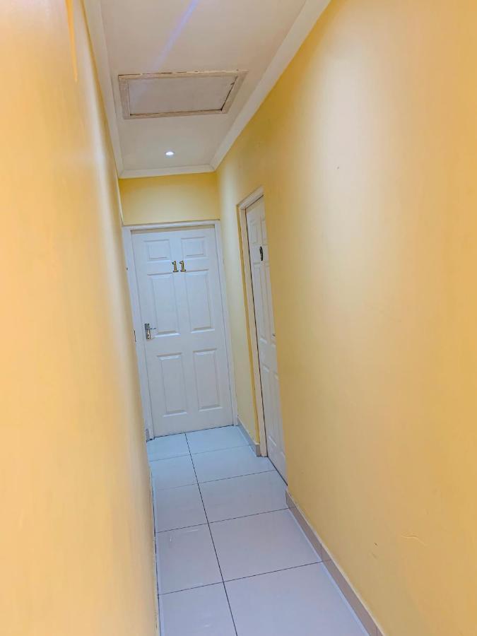 7 On Bakers Guest house