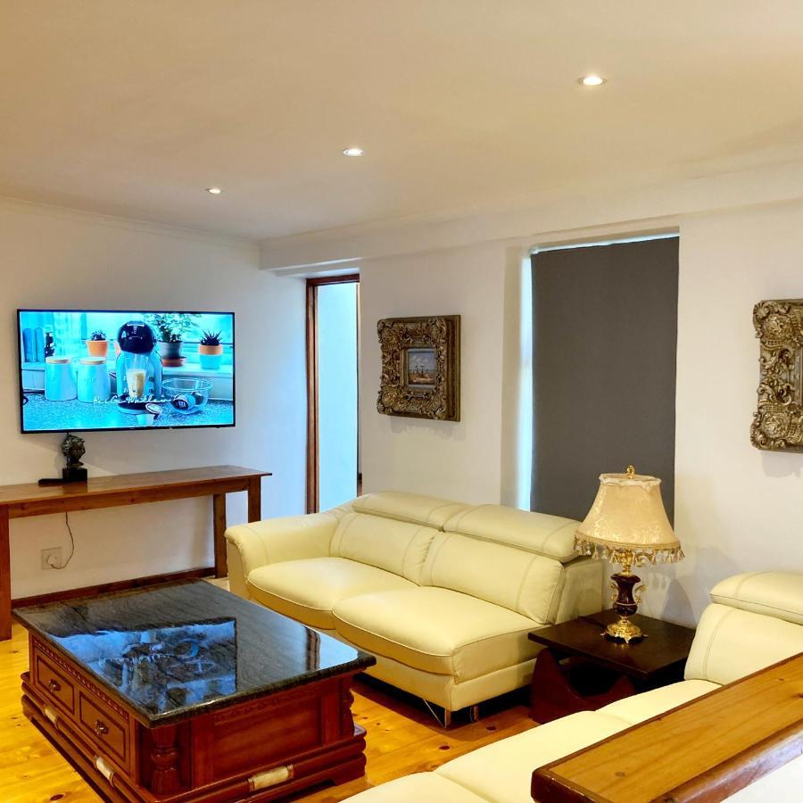 Blueline - Simon's Town Aparthotel *