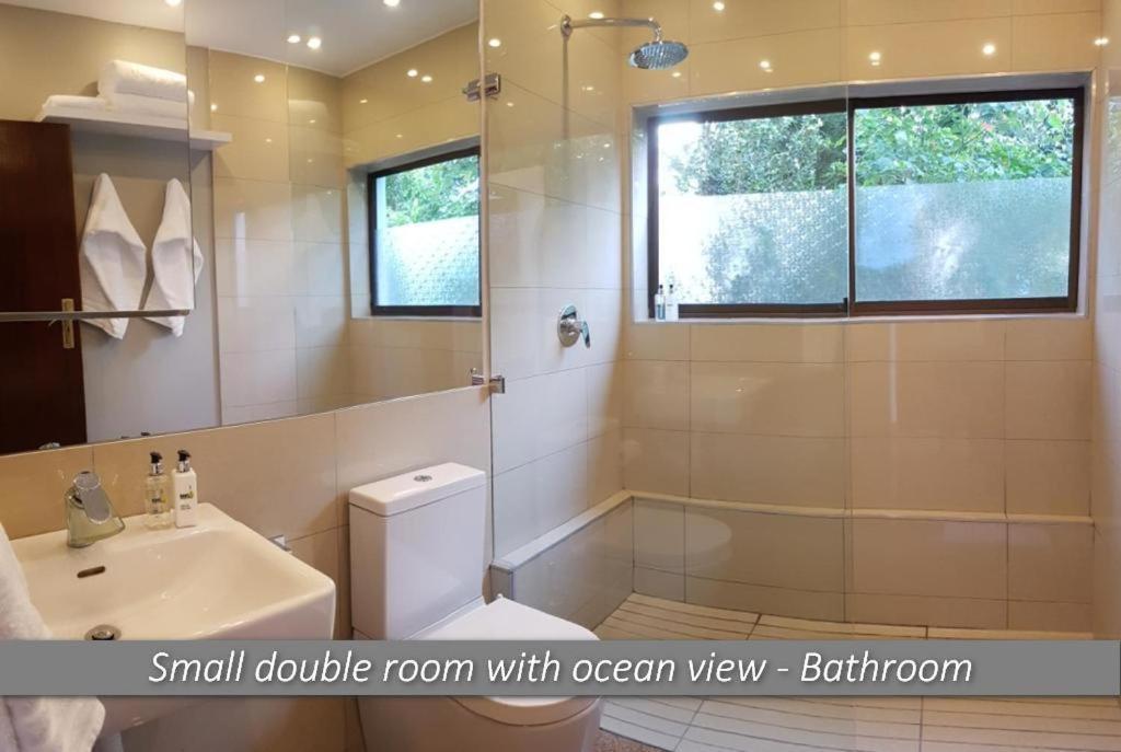 Bayview Penthouses 4*