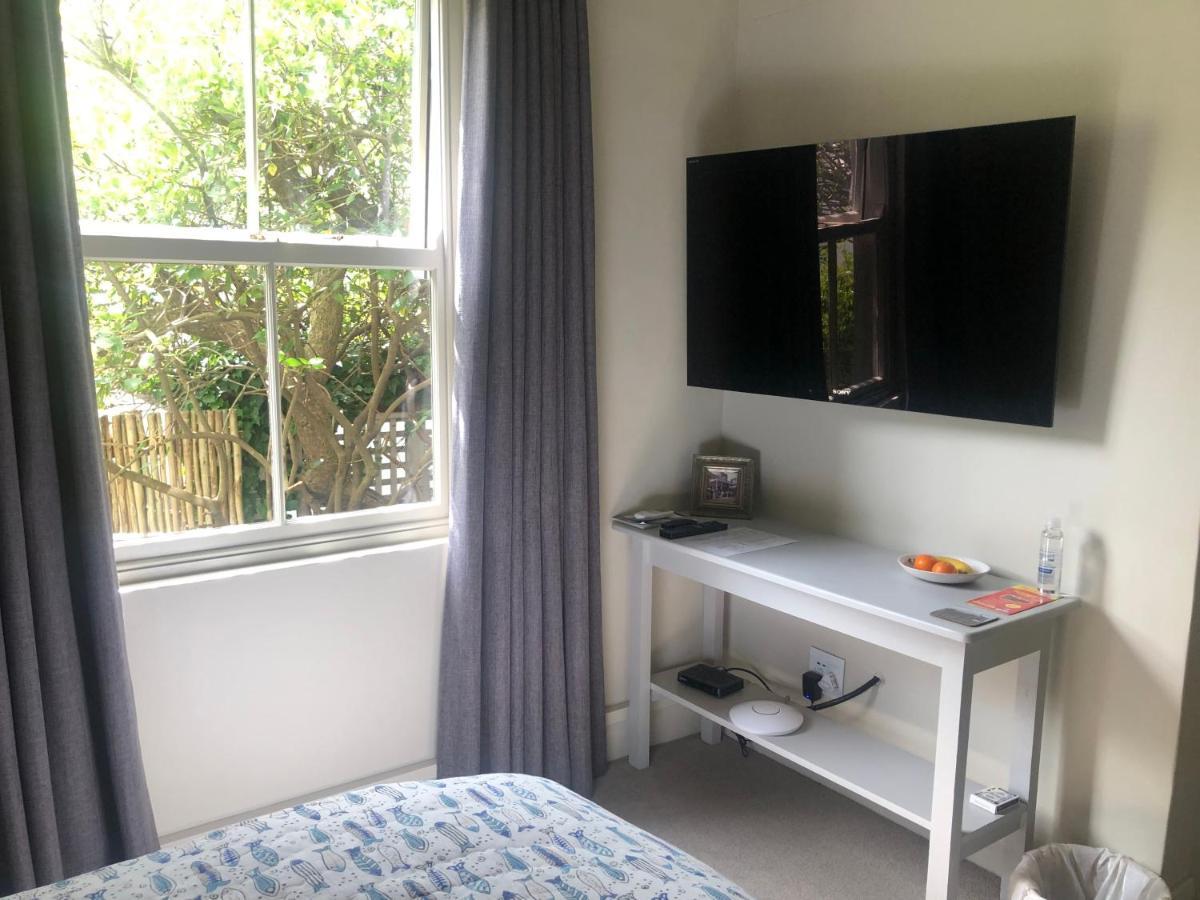Bed & Breakfast Elton 2*