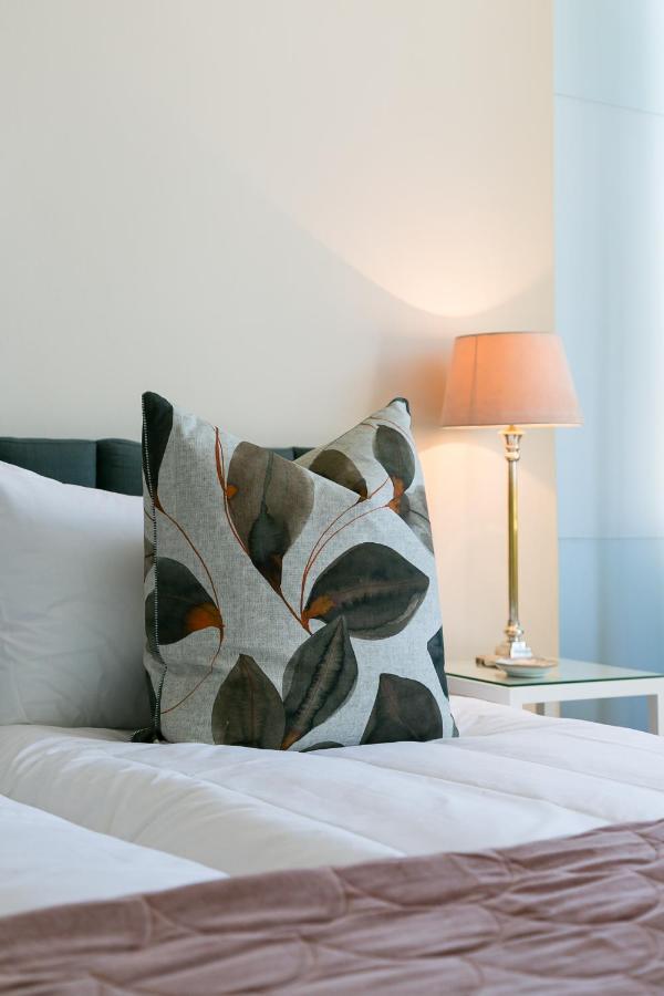 #2201 Cartwright - Creme De La Creme Apartment *