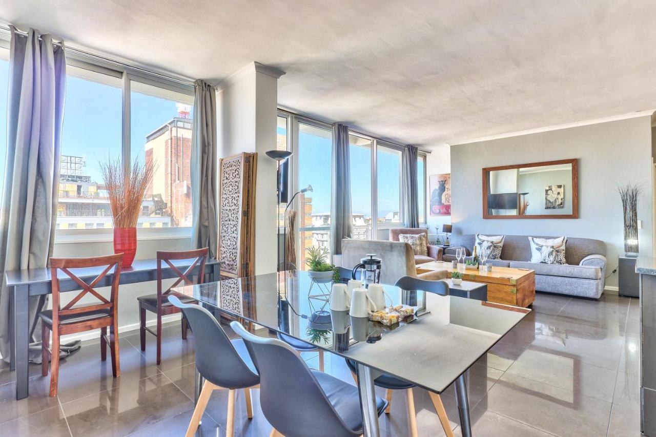 Apartment 600a Perspectives