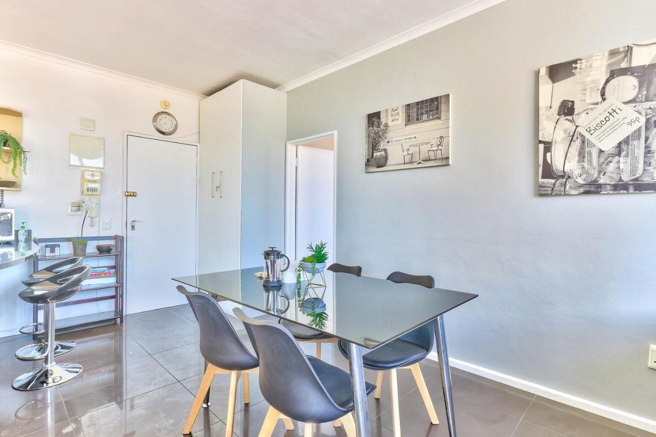 Apartment 600a Perspectives *