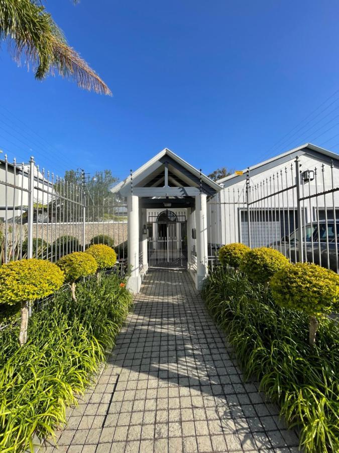 Constantiaberg Eco-villa *