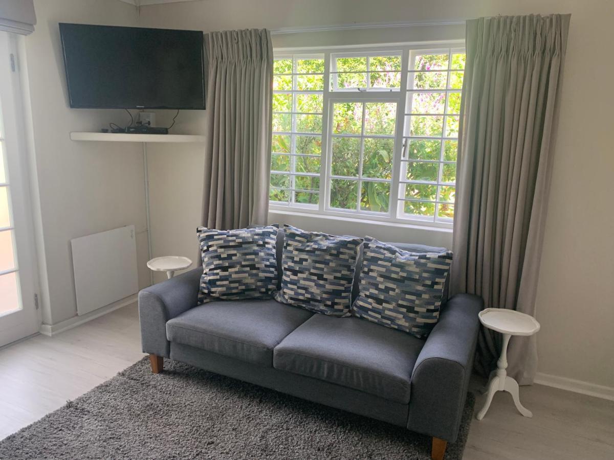 Beluga Of Constantia Guest house Cape Town
