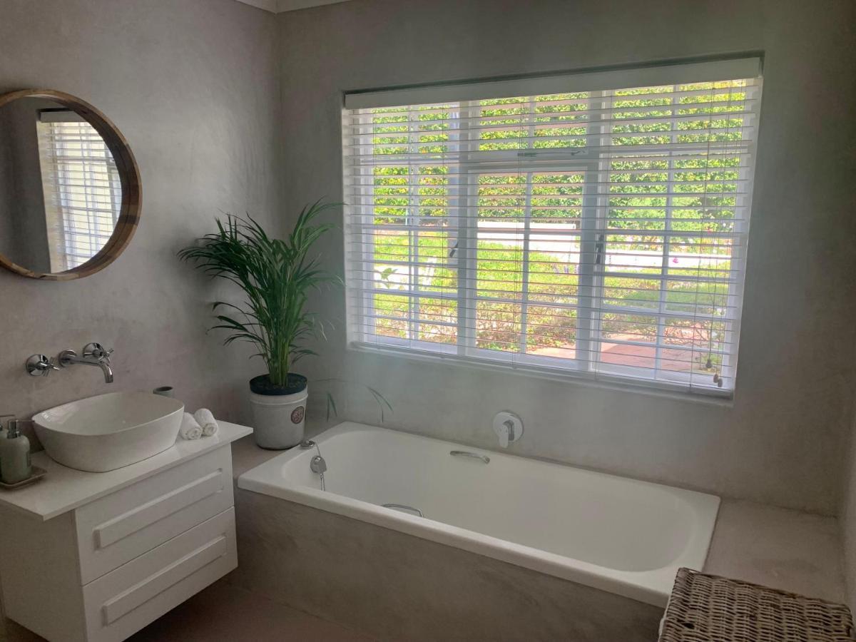 Beluga Of Constantia Guest house