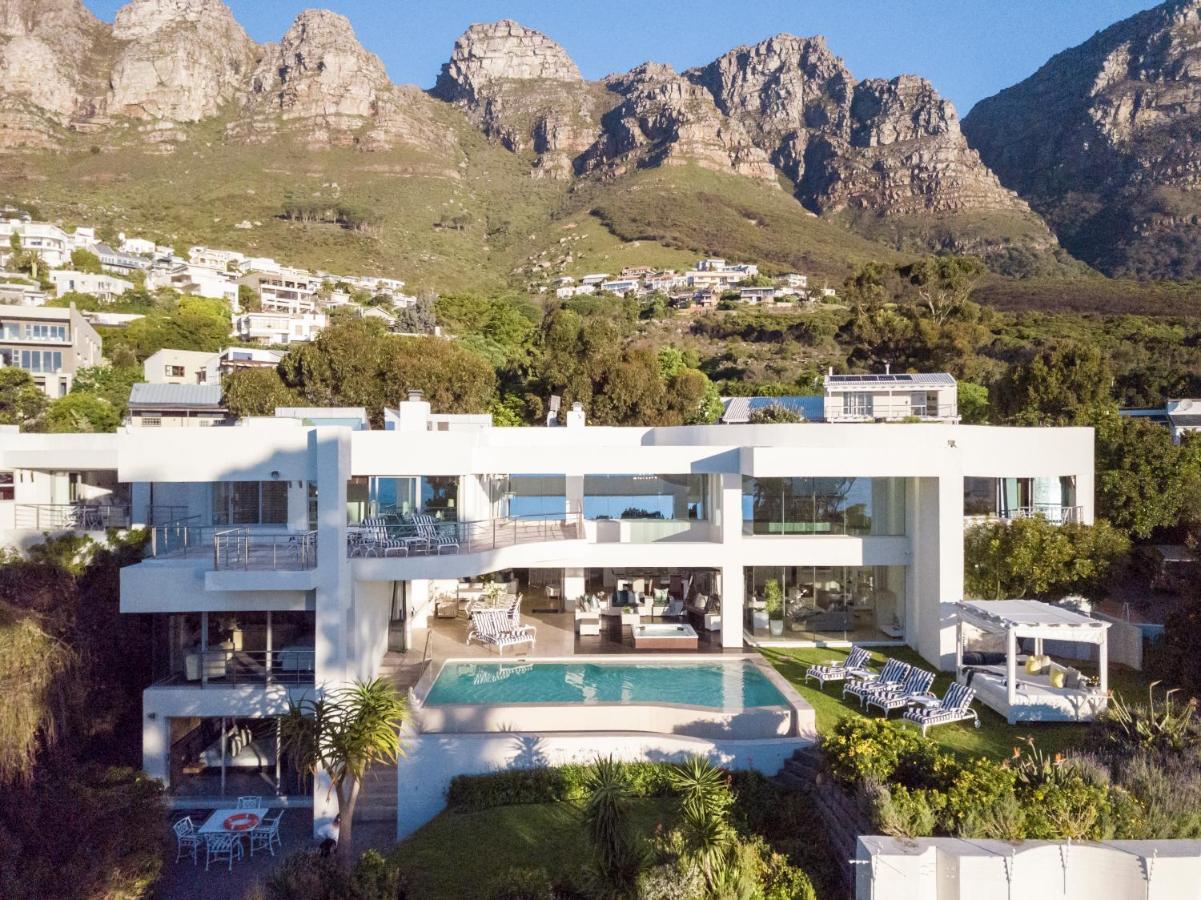 Hollywood Mansion & Camps Bay Villa Cape Town