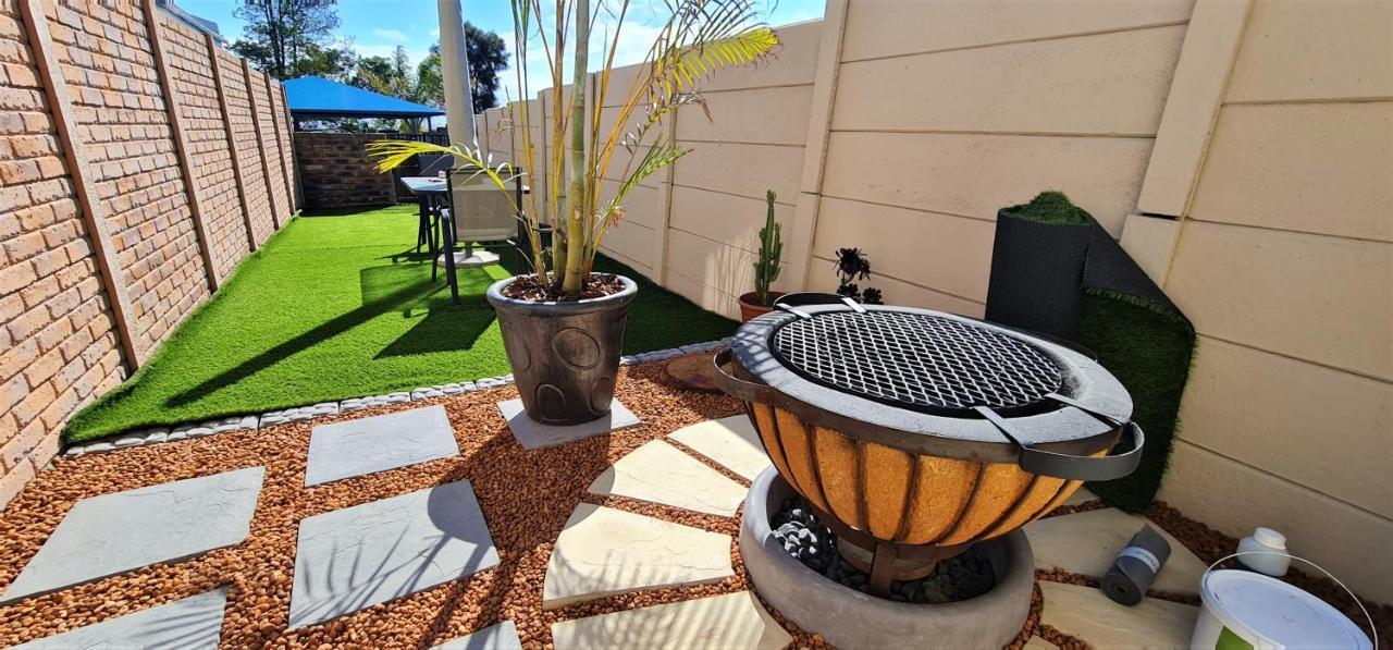 Walters Lane Comfort 2 - No Loadshedding Apartment