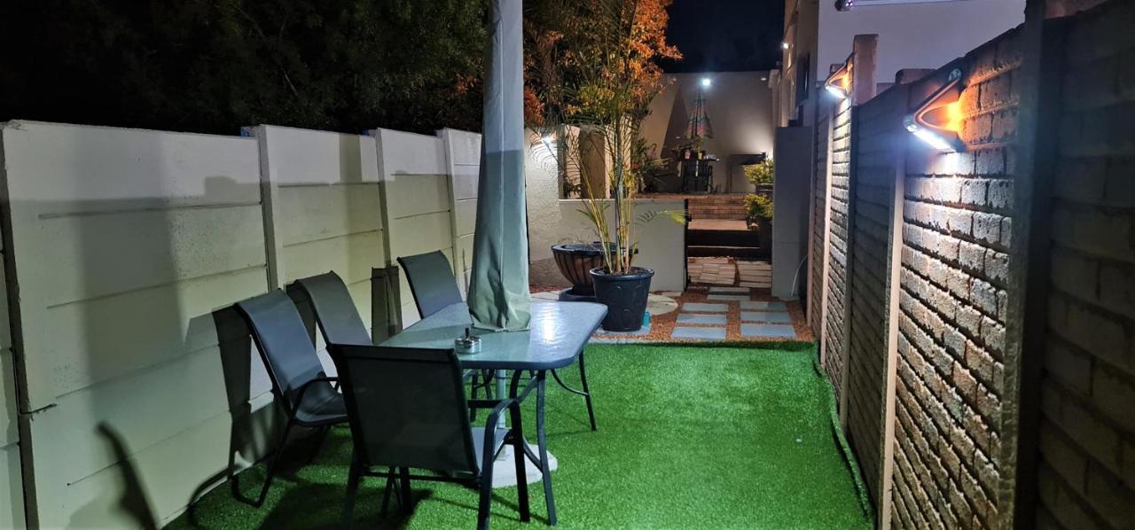 Walters Lane Comfort 2 - No Loadshedding Cape Town
