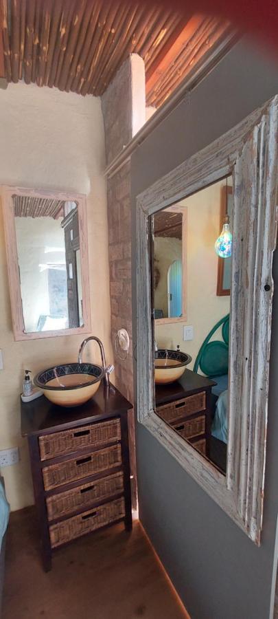 Bed & Breakfast Africa *
