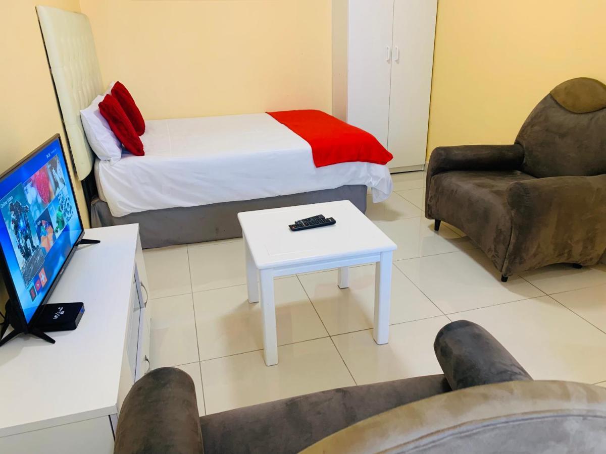 Mowetu Guest house Cape Town