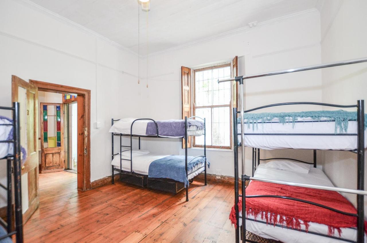 Hostel Oak Backpackers Cape Town