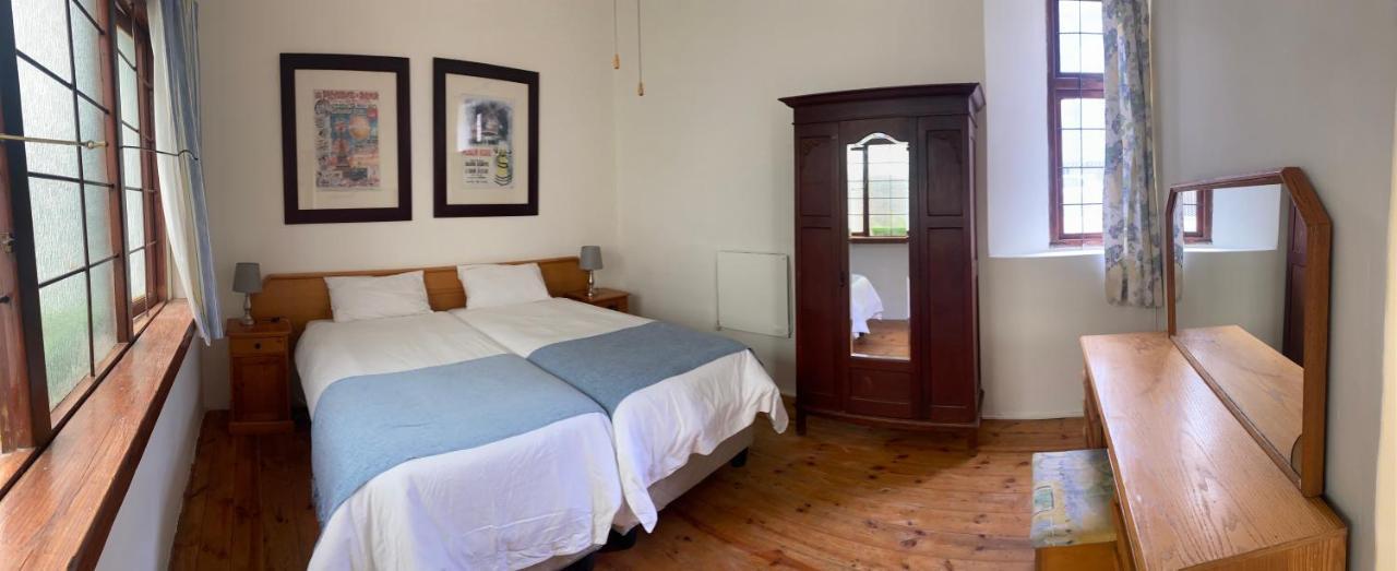 Oak Backpackers * Cape Town