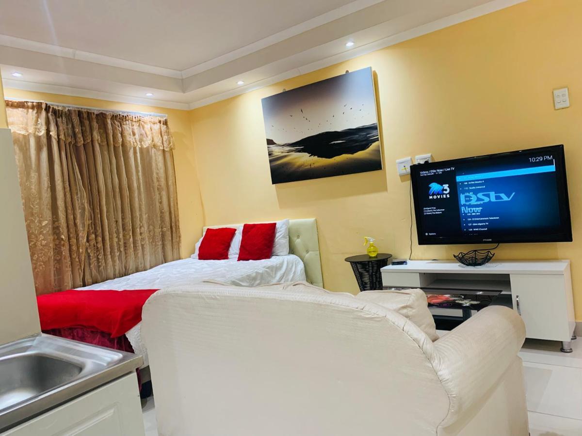 Mowetu Guest house *