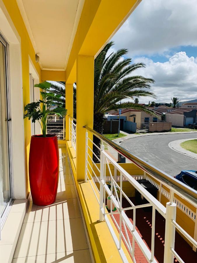 Mowetu Guest house Cape Town
