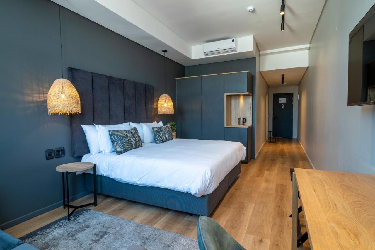 Hotel Kloof Street - Lion Roars & Cape Town
