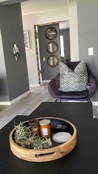 Cheerful 2 Bedroomed Townhouse With Patio *