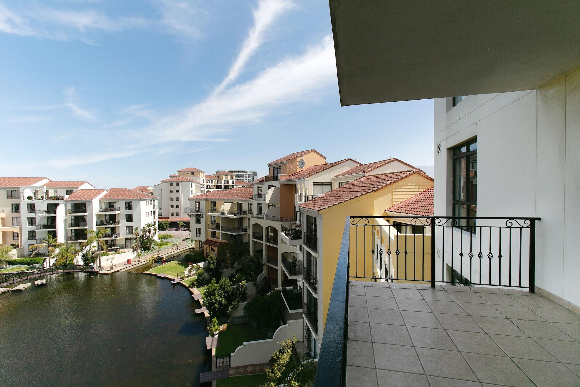 Island Club & Aparthotel Cape Town