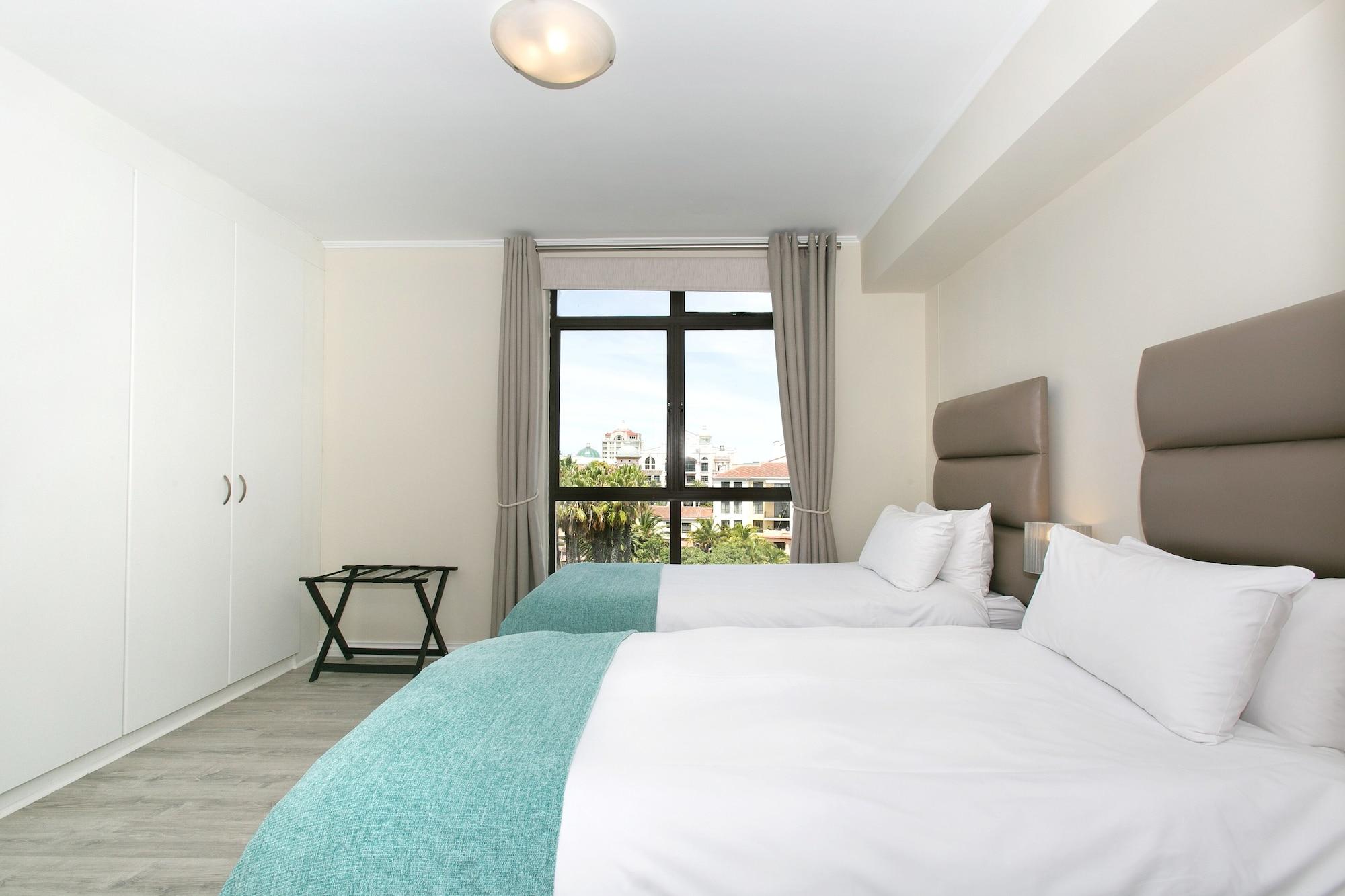 Aparthotel Island Club &