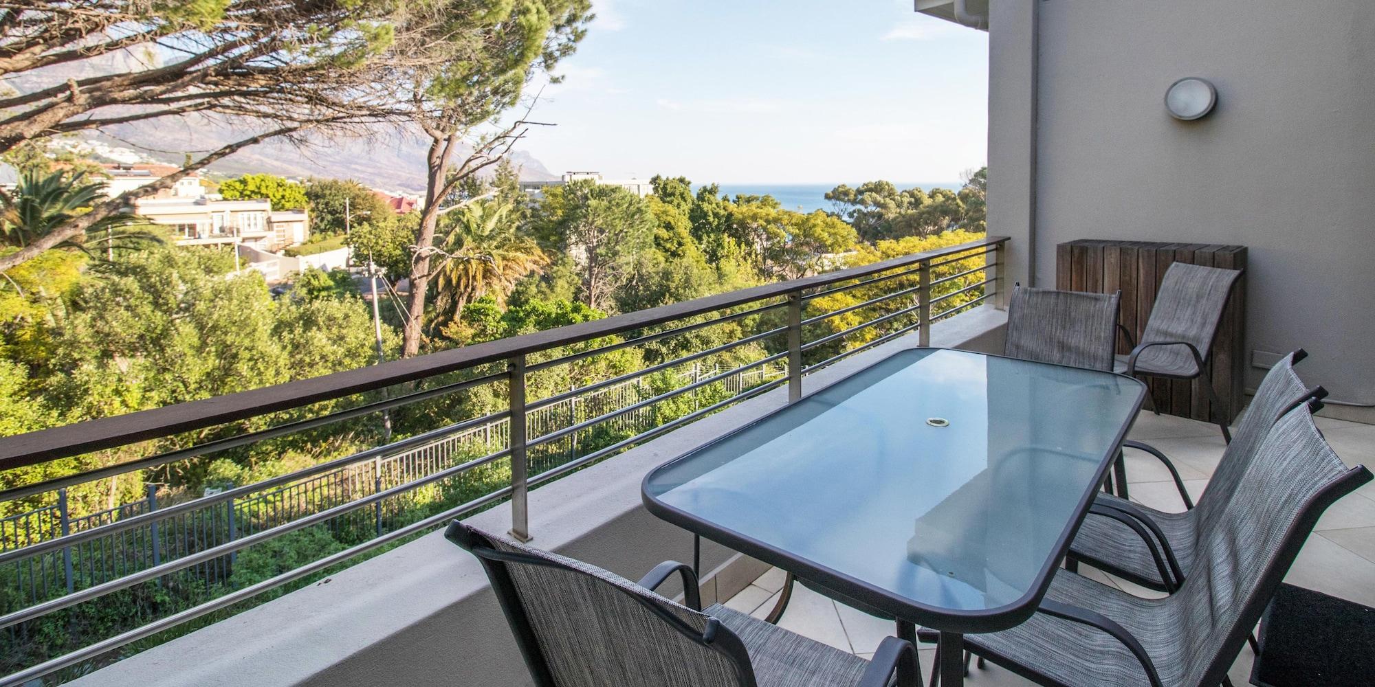 The Glen 4* Cape Town
