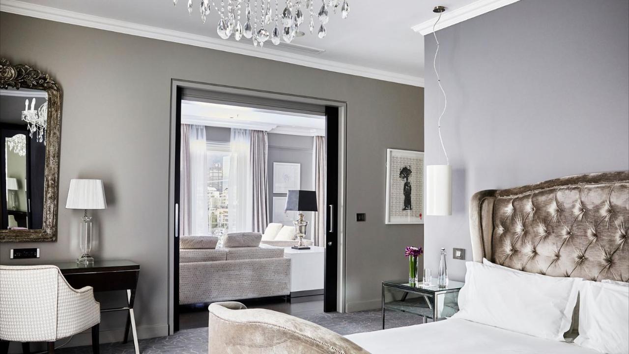 Queen Victoria By Newmark 5* Cape Town