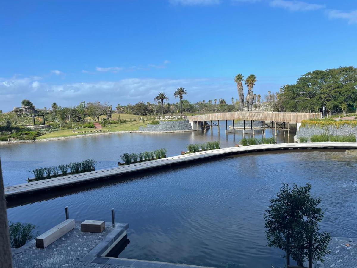 Bridgewater One Luxury Apartment