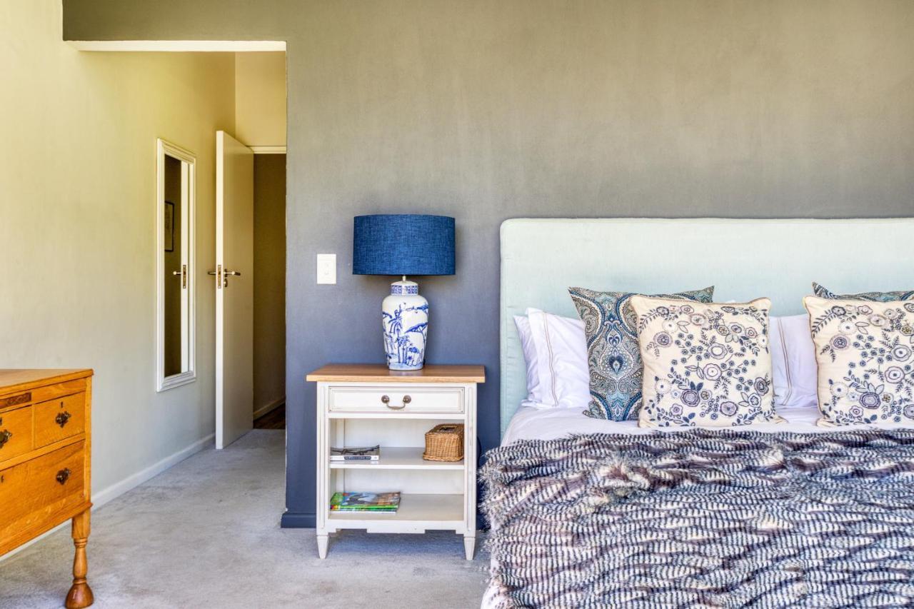 Houtbay Hamptons *