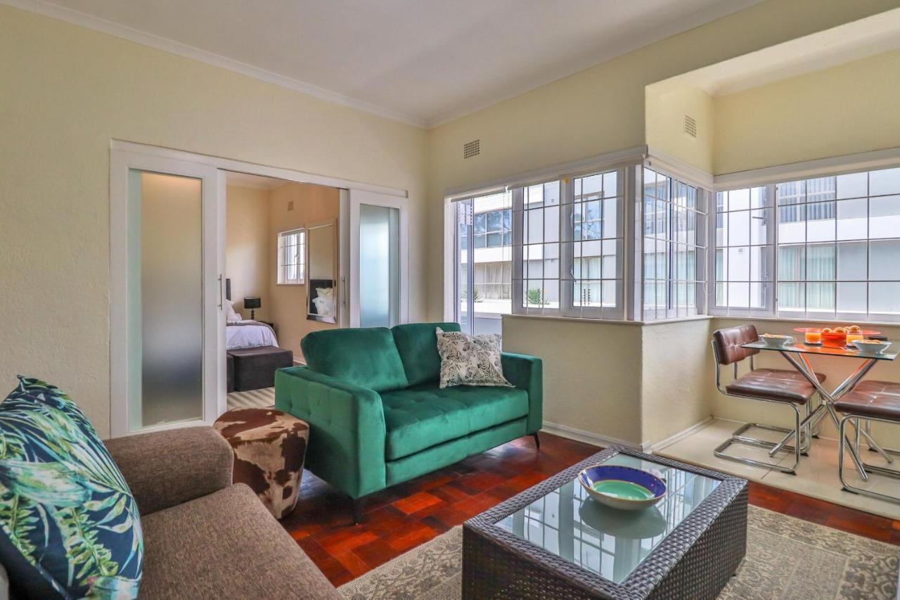 Eaton Square 2 By Ctha Apartment Cape Town