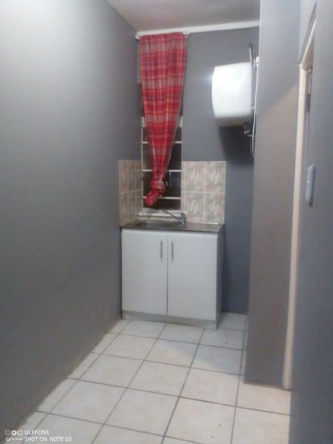 Ola Guest house Cape Town