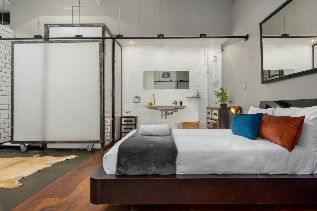 Wolroy House Apartment