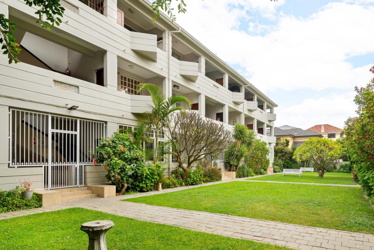 Wisbeach Court 14 * Cape Town