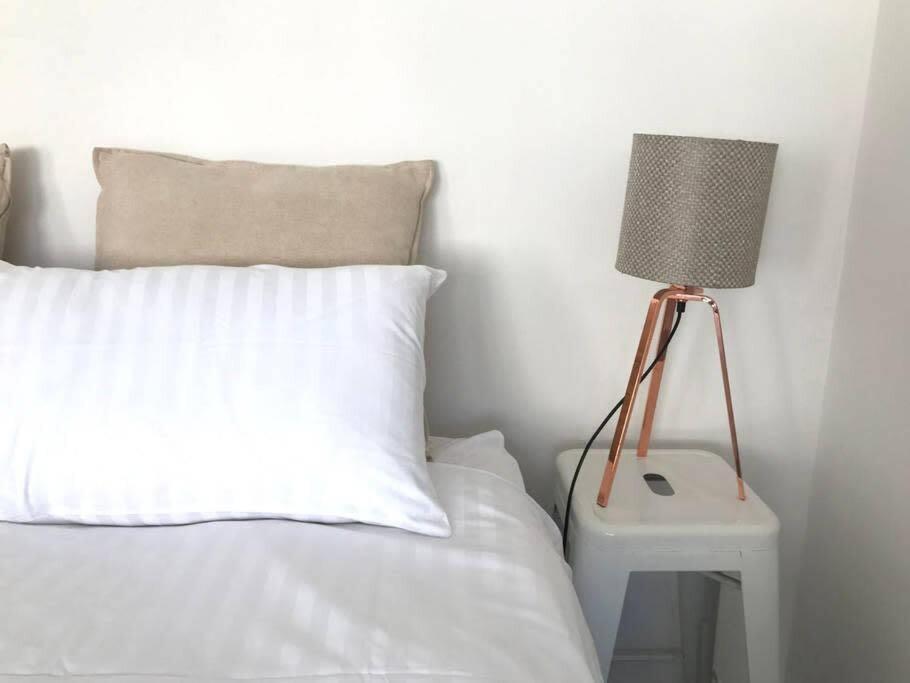 Open Plan Fast Wi-fi Restaurants & Bars Apartment Cape Town