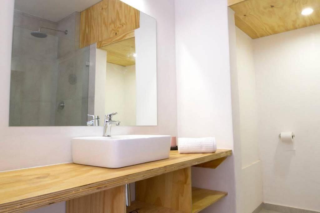 Open Plan Fast Wi-fi Restaurants & Bars Apartment Cape Town