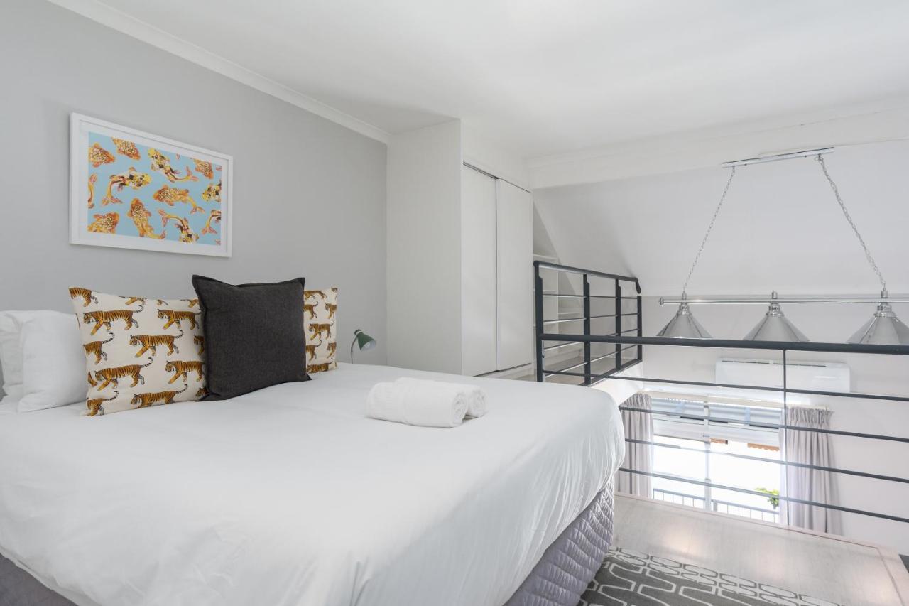 Sutton Place 57 Apartment Cape Town