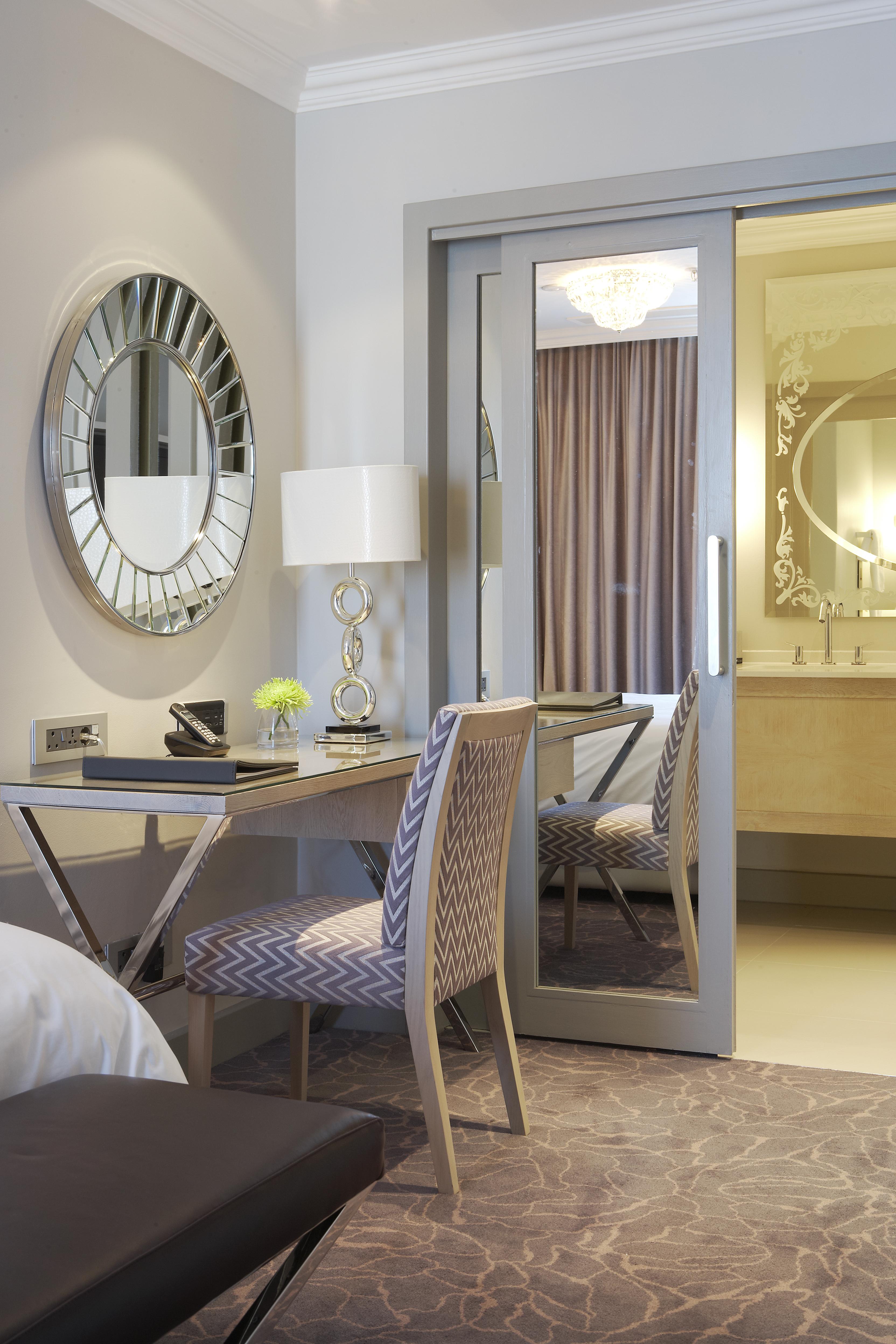 Queen Victoria By Newmark Hotel 5*