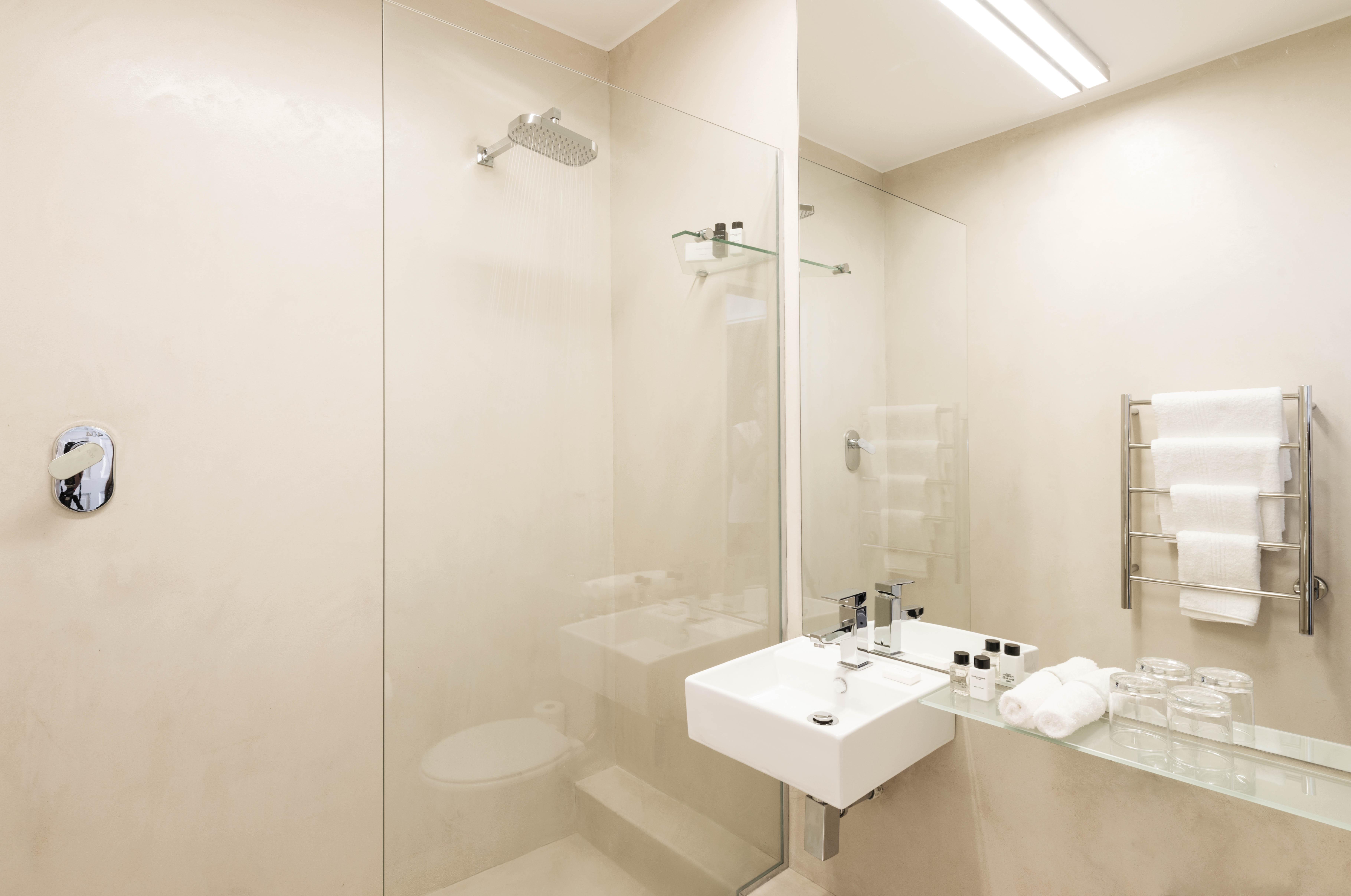 Hotel Hollow Boutique 4*
