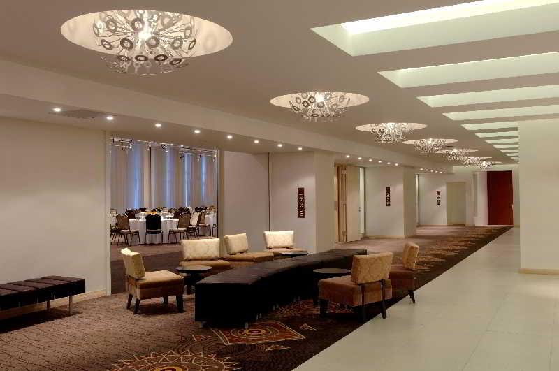 Townhouse Hotel